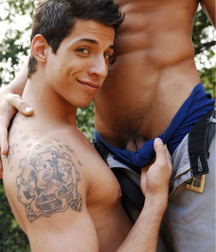 Twinks 156 59037566db897.jpg
