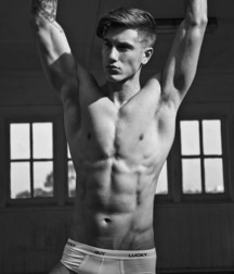 Beautiful and sexy boys 118 590b37ca97a8c.jpg
