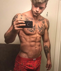Beautiful and sexy boys 120 590b3b4fa5d6b.jpg