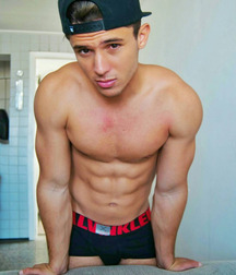 Twinks 161 590b5ac541576.jpg