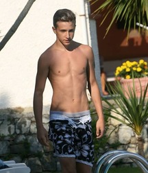 twinks  175 591dc8fbbe81a.jpg