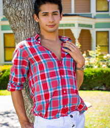 Liam & Evan 5921f8fb5e0bc.jpg