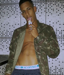 twinks  177 5926c61d30d45.jpg