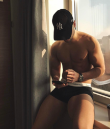 Beautiful and sexy boys 129 592e81145f5a8.png