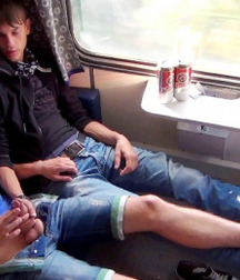 Twinks  184 593ae4308bae2.jpg
