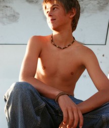 Twinks  185 593ae4c702af3.jpg