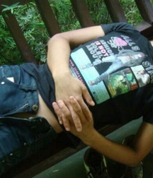 Twinks  186 593af20124355.jpg