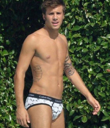 twinks  189 593bdf4a02386.jpg