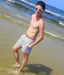 Twinks  190 593f0c0d997c6.jpg