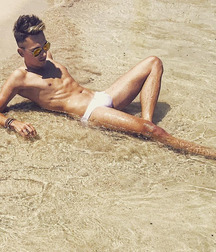 Twinks  190 593f0c373f831.jpg
