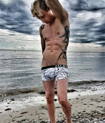 Twinks  190 593f0c650ac31.jpg