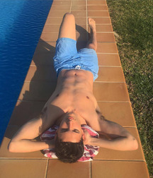 Twinks  190 593f0cb5cbda6.jpg
