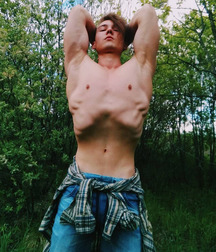Twinks  190 593f0cc0bf800.jpg
