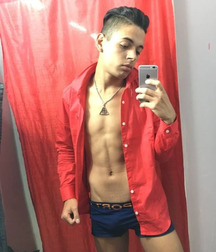 Twinks  190 593f0d009d122.jpg