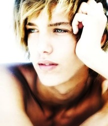Twinks  192 593f0e4c2f896.jpg