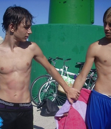 Twinks 193 593fada33ea89.jpg