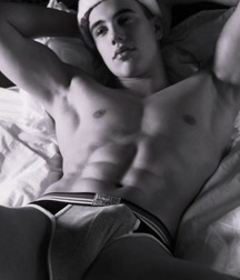 Twinks 193 593fadfd13252.jpg