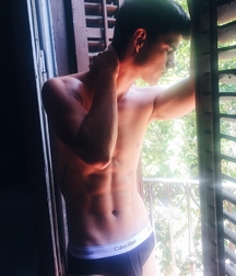 Twinks 194 593ff93dcd772.jpg