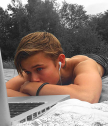 Twinks  196 5940fe0b77b46.jpg