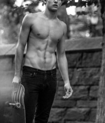 Twinks  2001 594682803fc17.jpg