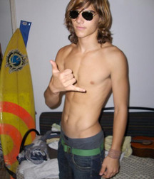 Twinks  203 59490fef7076f.jpg
