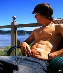 Twinks 211 5957fc5f42166.jpg