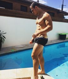 Twinks 213 5958008591aae.jpg