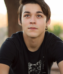 Matthew solo 595a0e6465a9d.jpg