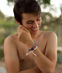 Matthew solo 595a0ea049d94.jpg
