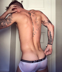 Attractive bottoms of boys 77 59620478c4dde.jpg