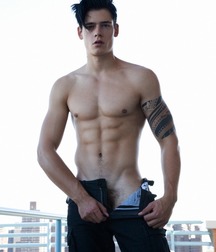 Beautiful and sexy boys 140 596263ca8c850.jpg