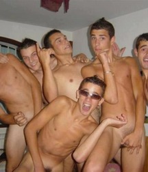Twinks 224 596924f546eff.jpg