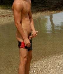 Boys's feet 66 596ca32ab73d6.jpg