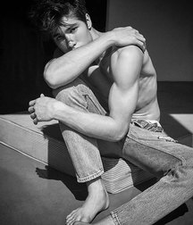 Twinks 229
