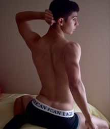 Twinks 232 5979d4725dcb5.jpg