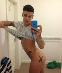Attractive bottoms of boys 80 597cf753215d7.jpg