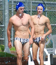 Twinks in pool 1 598071f2a7194.jpg