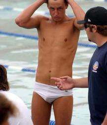 Twinks in pool 1 5980721254da1.jpg