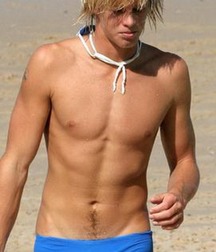 Twinks in pool 1 598073b876f56.jpg