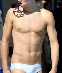 Twinks in pool 2 598074fe1bba6.jpg