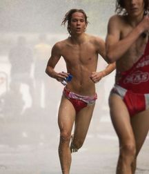 Twinks in pool 3 59807861f1ae9.jpg
