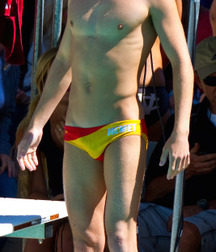 Twinks in pool 3 598078d9b81a2.jpg