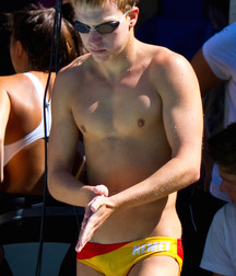 Twinks in pool 3 598078e189ee4.jpg