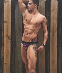 Twinks in pool 5 59808cc6c1608.jpg