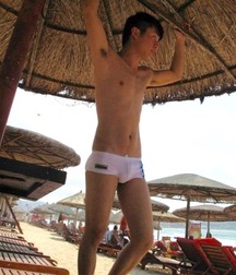 Twinks in pool 5 59808cf97e270.jpg