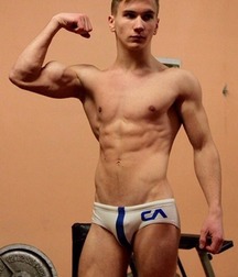 Twinks in pool 6 5980952404bed.jpg