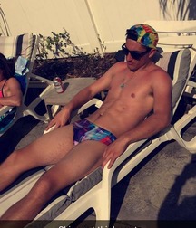 Twinks in pool 6 598095503900e.jpg