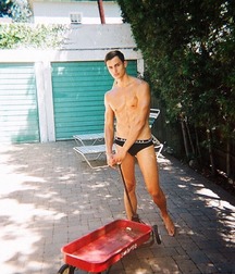 Twinks in pool 6 59809692c6729.jpg