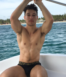 Beautiful and sexy boys 144 59864d7fc4377.png
