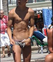 Twinks in pool 7 5987206310c94.jpg